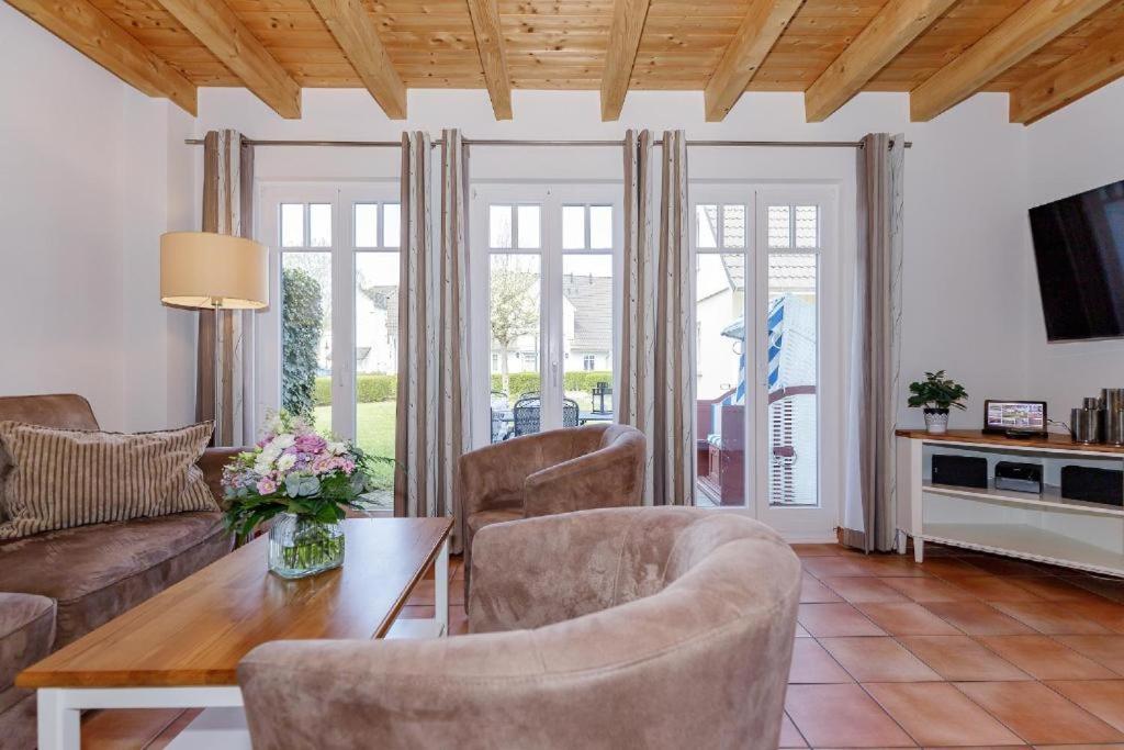 Ostseeferienpark Seepferdchen Direkt An Der Ostsee - Perfekt Fuer Familien Ostseebad Nienhagen Exterior photo